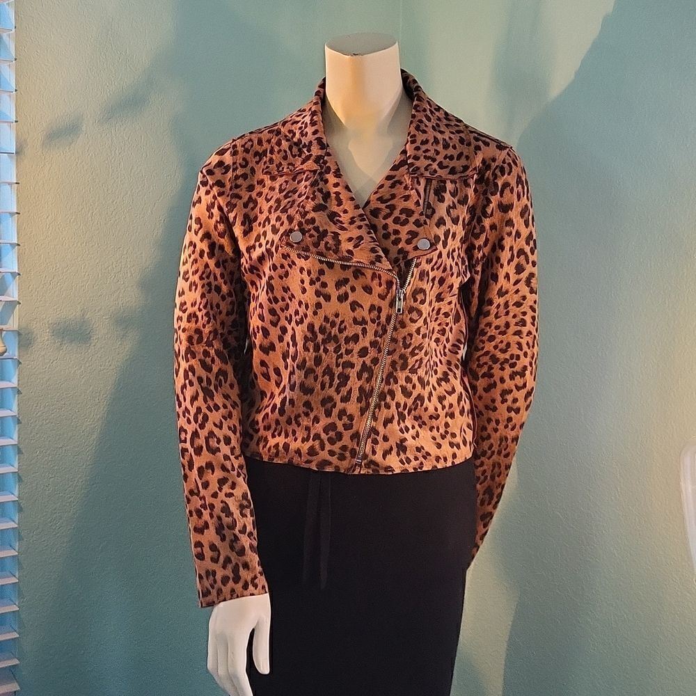 Active USA Leopard Print Moto Jacket - Picture 2 of 12
